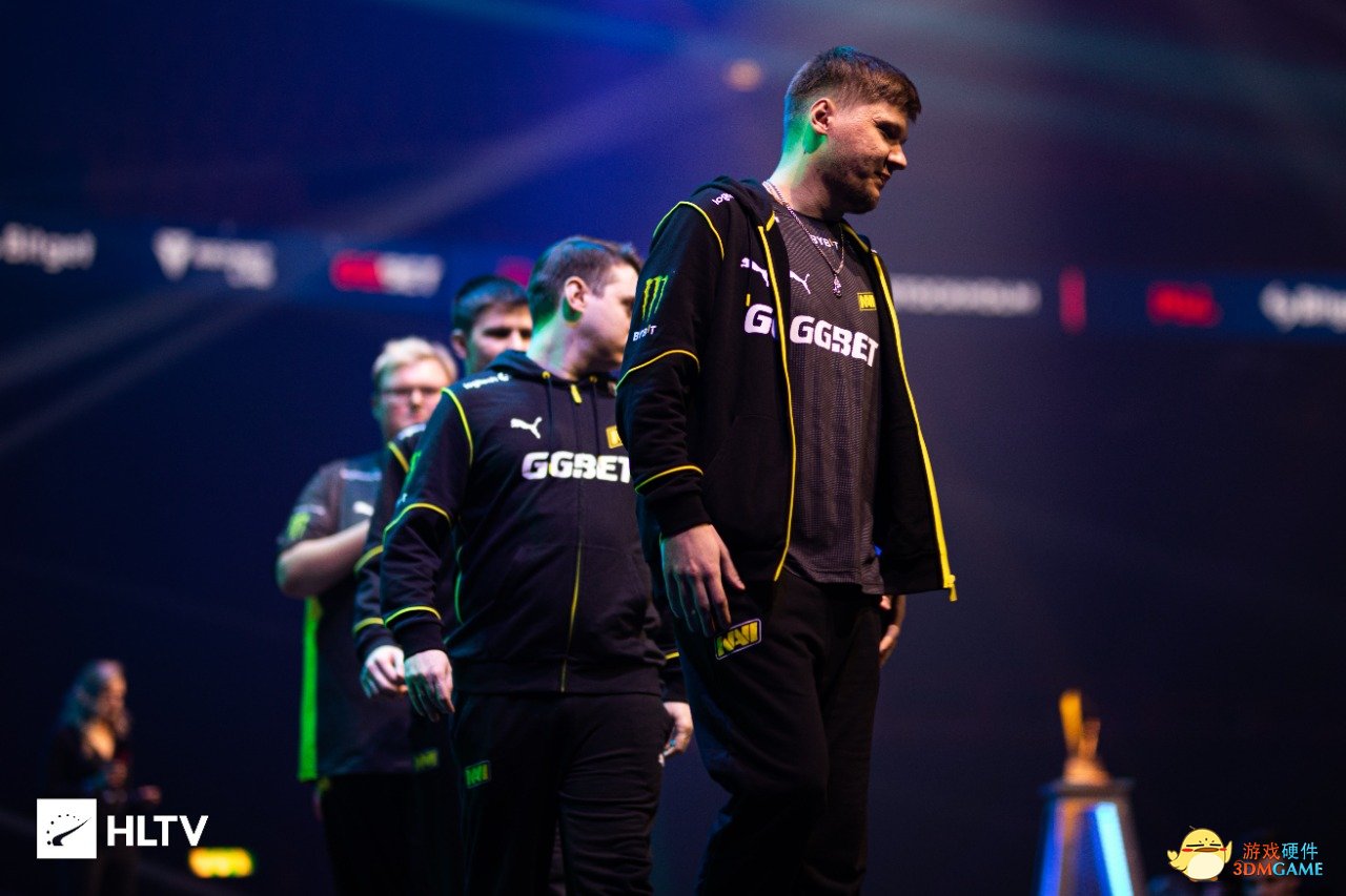 众对这支球 众对这支球